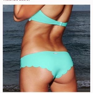 Victoria’s Secret PINK Scallop Bikini Teal